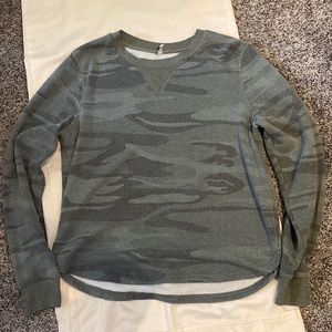 Long sleeve camo tee-shirt